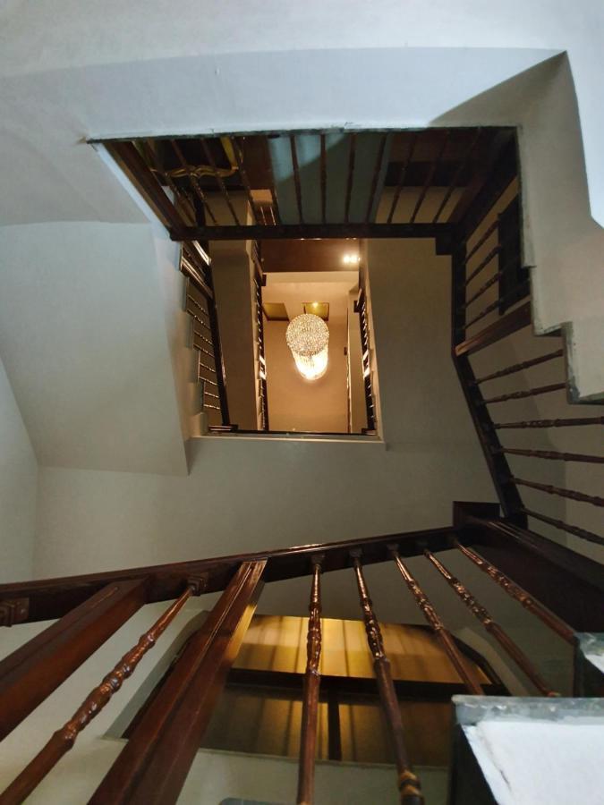 ชาเลต์อิสลามาบัด Bed & Breakfast ภายนอก รูปภาพ
