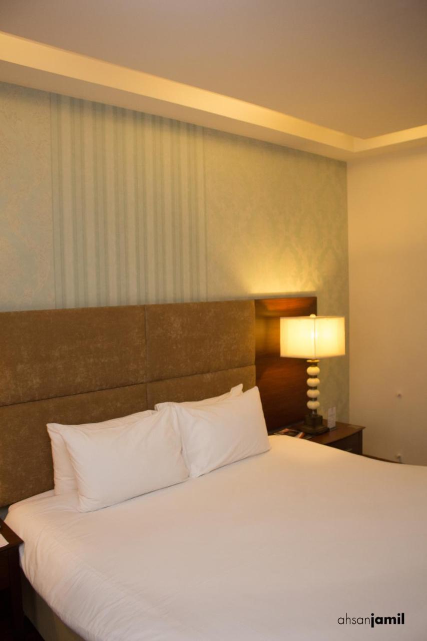 ชาเลต์อิสลามาบัด Bed & Breakfast ภายนอก รูปภาพ