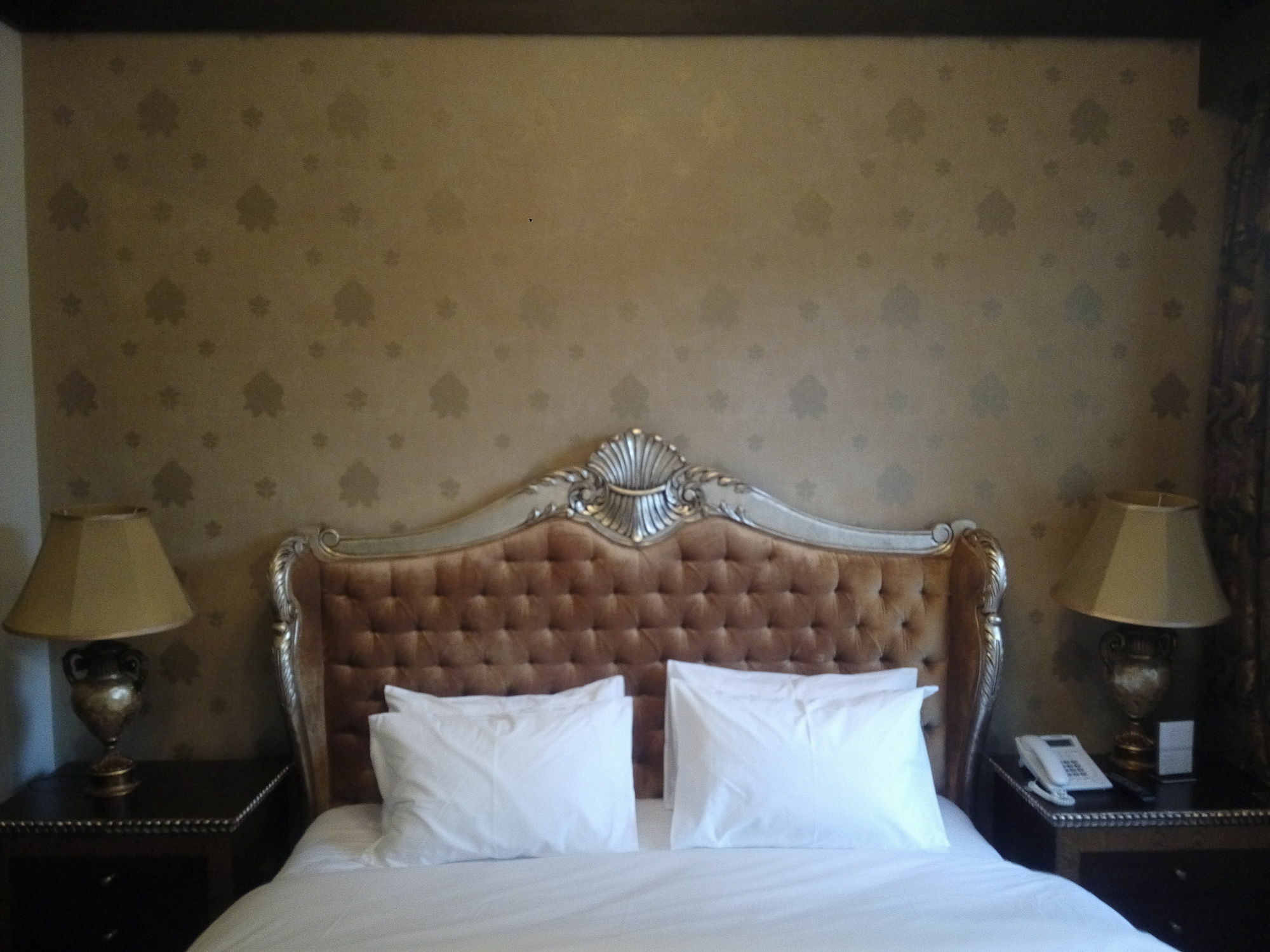 ชาเลต์อิสลามาบัด Bed & Breakfast ภายนอก รูปภาพ